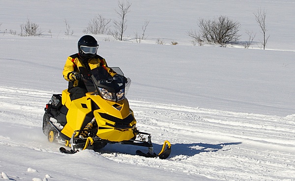 Катание на снегоходах в Тольятти в подарок. Сервис Ultra Подарки
. Подарочный сертификат на катание на снегоходах в Тольятти с друзьями. Закажите прокат снегоходов в подарок для мужчины по привлекательным ценам. Живописные маршруты для езды на снегоходах это отличная возможность активного отдыха. Сервис UltraPodarki.ru 8 800 505 95 30. катание на снегоходах, подарочный сертификат на катание на снегоходе, прокат снегоходов, прокат снегоходов Тольятти, катание на снегоходах Тольятти, езда на снегоходе