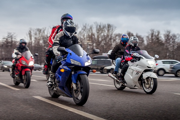 Катание на мотоцикле в Тольятти. ULTRA ПОДАРКИ. Купить катание на мотоцикле в Тольятти. Попробовав езду на мотоциклах, вы получите порцию адреналина и невероятные эмоции. Сервис: UltraPodarki.ru 8 800 505 95 30.. Катание на мотоцикле в Тольятти, прокат мотоциклов Тольятти, катание на мотоциклах, прокат мотоцикла, езда на мотоцикле Тольятти, езда на мотоцикле, мотопрогулка Тольятти, мотопрогулка