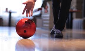 Игра в боулинг в Тольятти.Ultra Подарки. Игра в боулинг в Тольятти. Сервис: UltraPodarki.ru 8 800 505 95 30. Игра в боулинг, игра в боулинг Тольятти, боулинг Тольятти, купить боулинг Тольятти, играть в боулинг, играть в боулинг Тольятти