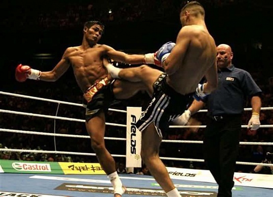 Купить занятие тайским боксом в Тольятти. Сервис Ultra Подарки. Хотите взять уроки Муай Тай в клубе тайского бокса? Купите сертификат на занятие тайским боксом в Тольятти. Сервис UltraPodarki.ru 8 800 505 95 30. Занятия тайским боксом, тайский бокс индивидуальные занятия, занятия тайским боксом в Тольятти, тайский бокс цена, тайский бокс тренировка, тайский бокс клуб, тайский бокс клуб в Тольятти, муай тай, уроки муай тай, сертификат на тайский бокс, Муай Тай Тольятти, Тайский бокс Тольятти, купить тайский бокс, купить муай тай, купить Тайский бокс Тольятти