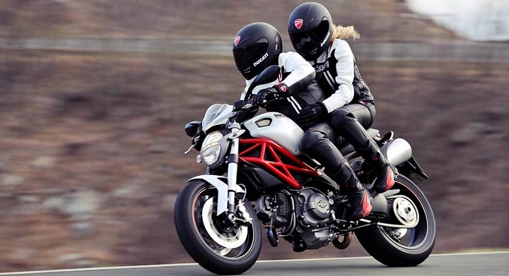 Катание на мотоцикле в Тольятти. ULTRA ПОДАРКИ. Купить катание на мотоцикле в Тольятти. Попробовав езду на мотоциклах, вы получите порцию адреналина и невероятные эмоции. Сервис: UltraPodarki.ru 8 800 505 95 30.. Катание на мотоцикле в Тольятти, прокат мотоциклов Тольятти, катание на мотоциклах, прокат мотоцикла, езда на мотоцикле Тольятти, езда на мотоцикле, мотопрогулка Тольятти, мотопрогулка