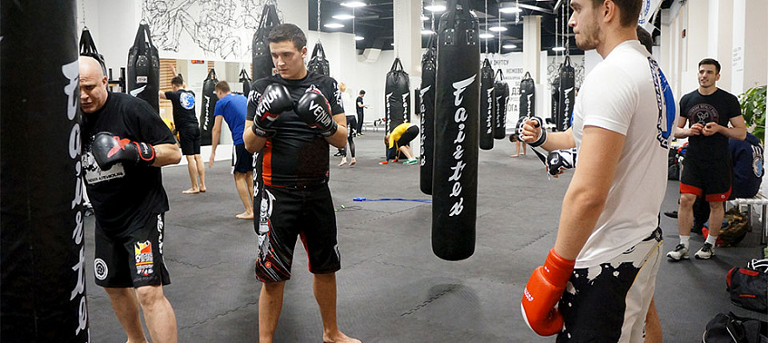 Смешанные единоборства в Тольятти. Сервис Ultra Подарки. Купить подарочный сертификат на смешанные единоборства в Тольятти. Опытные инструкторы обучат вас ММА. Сервис UltraPodarki.ru 8 800 505 95 30. Смешанные единоборства, бои без правил, ММА, смешанные единоборства в Тольятти, UFC, смешанные боевые искусства, бои без правил Тольятти, UFC Тольятти, смешанные боевые искусства Тольятти, ММА Тольятти, занятия ММА Тольятти
