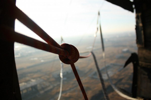 Роупджампинг - прыжки с верёвкой в Тольятти. Подарочные сертификаты Ultra Подарки. Роупджампинг в Тольятти - Экстремальный оригинальный подарок или подарочный сертификат на Роупджампинг - прыжки с верёвкой. Сервис UltraPodarki.ru 8-800-505-95-30. роупджампинг Тольятти, прыжок веревка Тольятти, роупджампинг, прыжок веревка, прыжок с веревкой, Подарок, подарочный сертификат, экстрим, экстремальный подарок