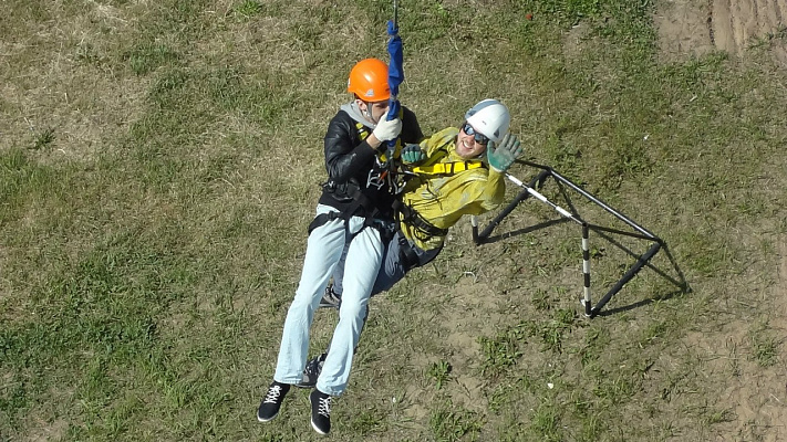 Роупджампинг - прыжки с верёвкой в Тольятти. Подарочные сертификаты Ultra Подарки. Роупджампинг в Тольятти - Экстремальный оригинальный подарок или подарочный сертификат на Роупджампинг - прыжки с верёвкой. Сервис UltraPodarki.ru 8-800-505-95-30. роупджампинг Тольятти, прыжок веревка Тольятти, роупджампинг, прыжок веревка, прыжок с веревкой, Подарок, подарочный сертификат, экстрим, экстремальный подарок