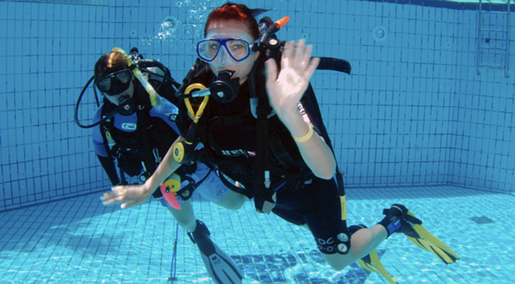 Дайвинг в Тольятти глубокое погружение с аквалангом. Ultra Подарки. Дайвинг. Купить дайвинг в Тольятти, обучение глубокому погружению, арендовать акваланг и подводное снаряжение. UltraPodarki.ru 8 800 505 95 30. дайвинг погружение Тольятти, подводное плавание Тольятти, дайвинг клуб Тольятти, подарочные сертификаты, глубокое погружение, погружение с аквалангом Тольятти, дайвинг центр Тольятти, купить дайвинг Тольятти