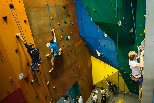 Занятия скалолазанием в Тольятти. Ultra Подарки
. Купить занятия по скалолазанию в Тольятти. Скалодром укрепляет тело и создаёт положительные эмоции. Сервис UltraPodarki.ru 8 (800) 505 95 30
. Скалолазание Тольятти, скалолазание, скалодром Тольятти, скалодром, скалолазание школа Тольятти, скалолазание школа, купить скалолазание Тольятти, купить скалолазание, занятия скалолазание Тольятти, занятия скалолазание, уроки скалолазания Тольятти, уроки скалолазания