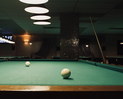 Игра в бильярд Тольятти.Ultra Подарки. Игра в бильярд Тольятти. Попробуйте настоящий бильярд, в бильярдном клубе. Сервис: UltraPodarki.ru 8 800 505 95 30. Игра в бильярд, игра в бильярд Тольятти, русский бильярд, русский бильярд Тольятти, бильярдный клуб, бильярдный клуб Тольятти, бильярд Тольятти, купить бильярд Тольятти